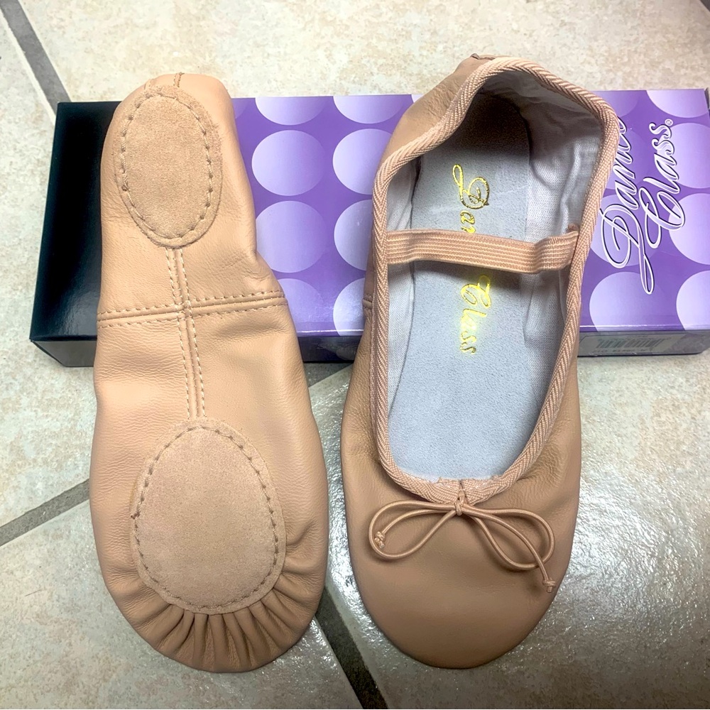 Adult Size 8 or 9 Ballet Pink Leather Split Sole Ballet Slippers Shoes NIB